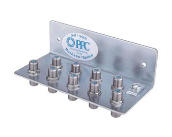 Spojka F (zdířka) / F (zdířka) - nástěnná 9x